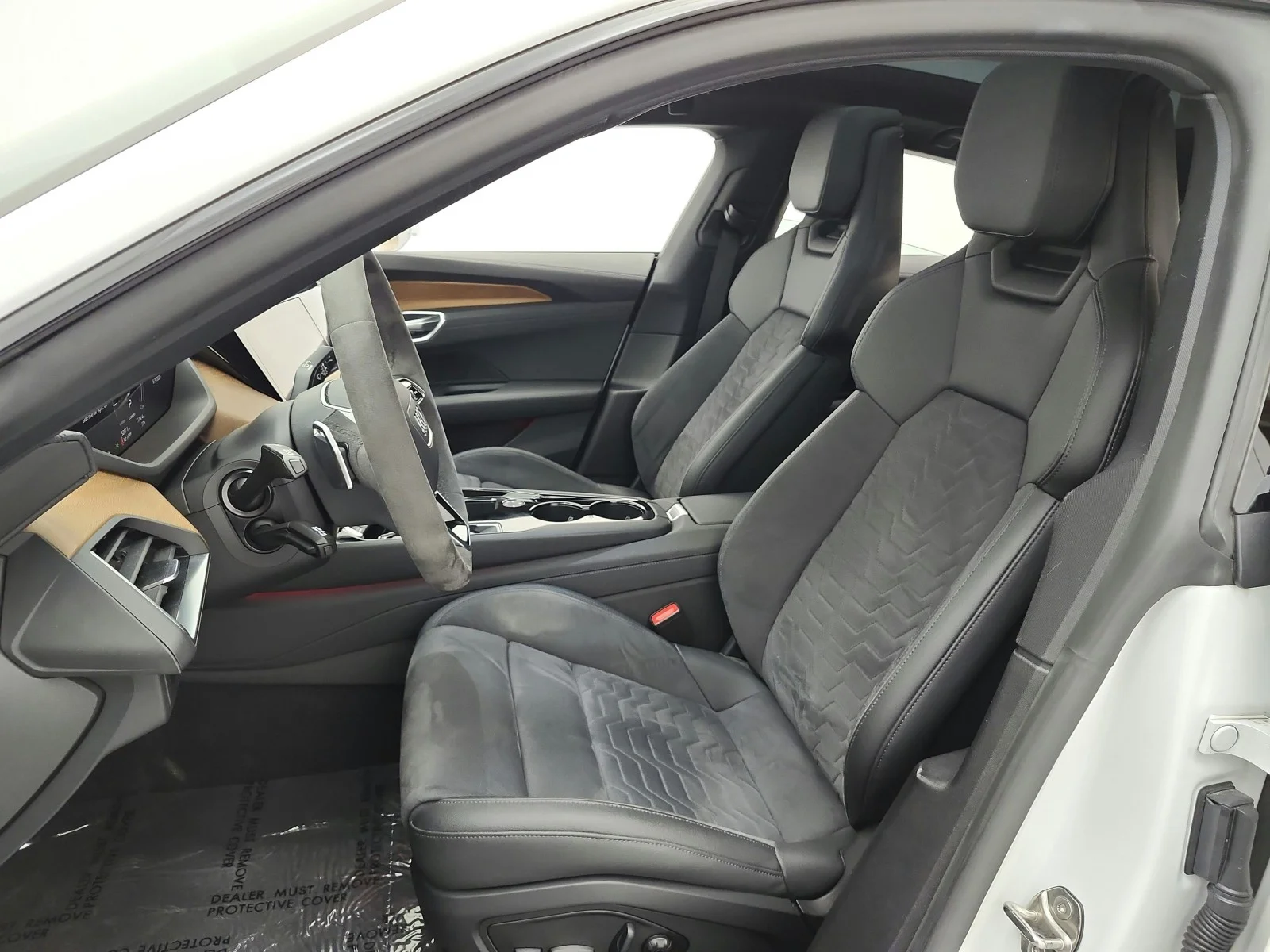 Used 2023 Ibis White Audi Premium Plus quattro image 15