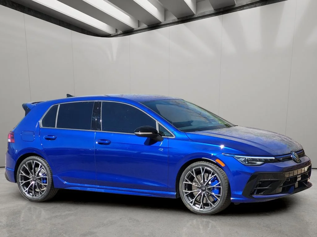 New 2026 Lapiz Blue Metallic Volkswagen 2.0T image 4