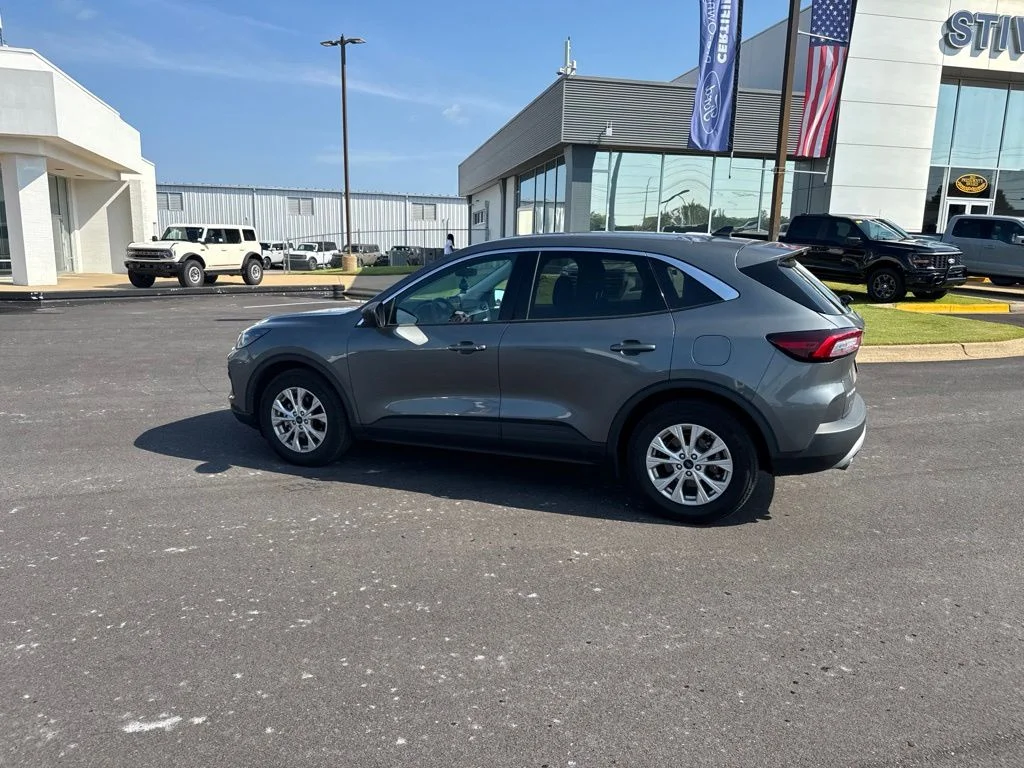 Used 2024 Gray Ford Active image 12