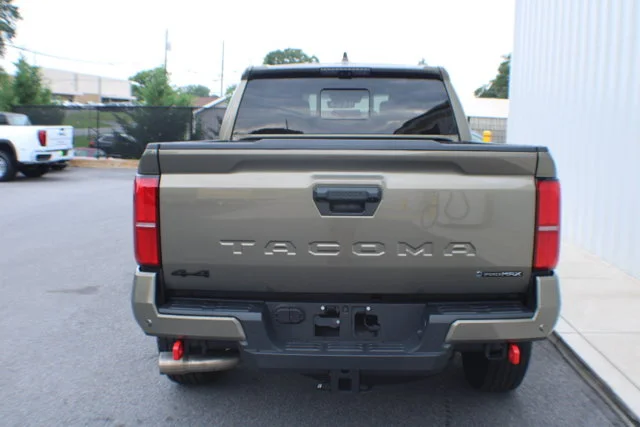 Used 2025 BROWN Toyota  image 18
