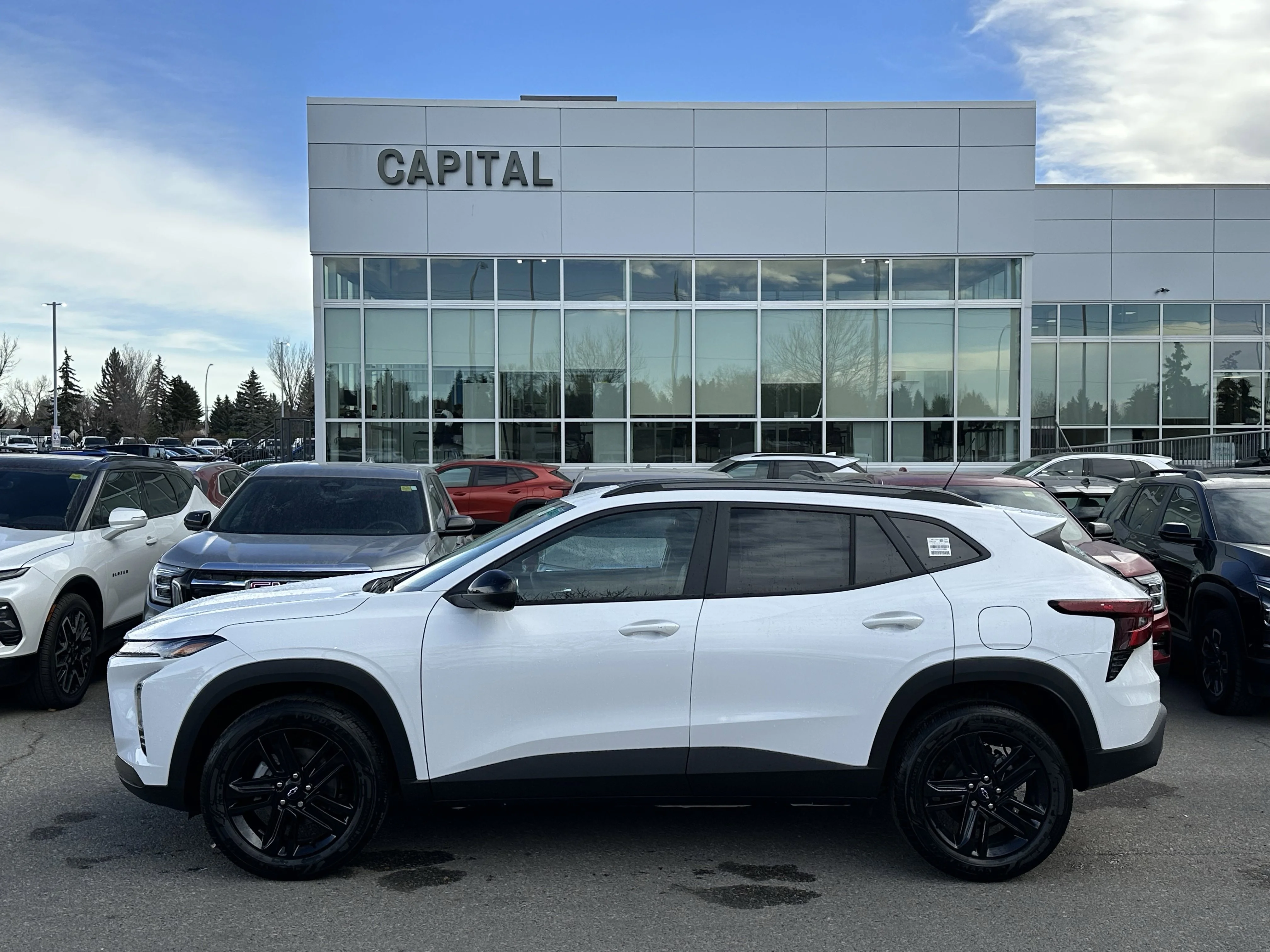 New 2026 Summit White Chevrolet ACTIV image 3