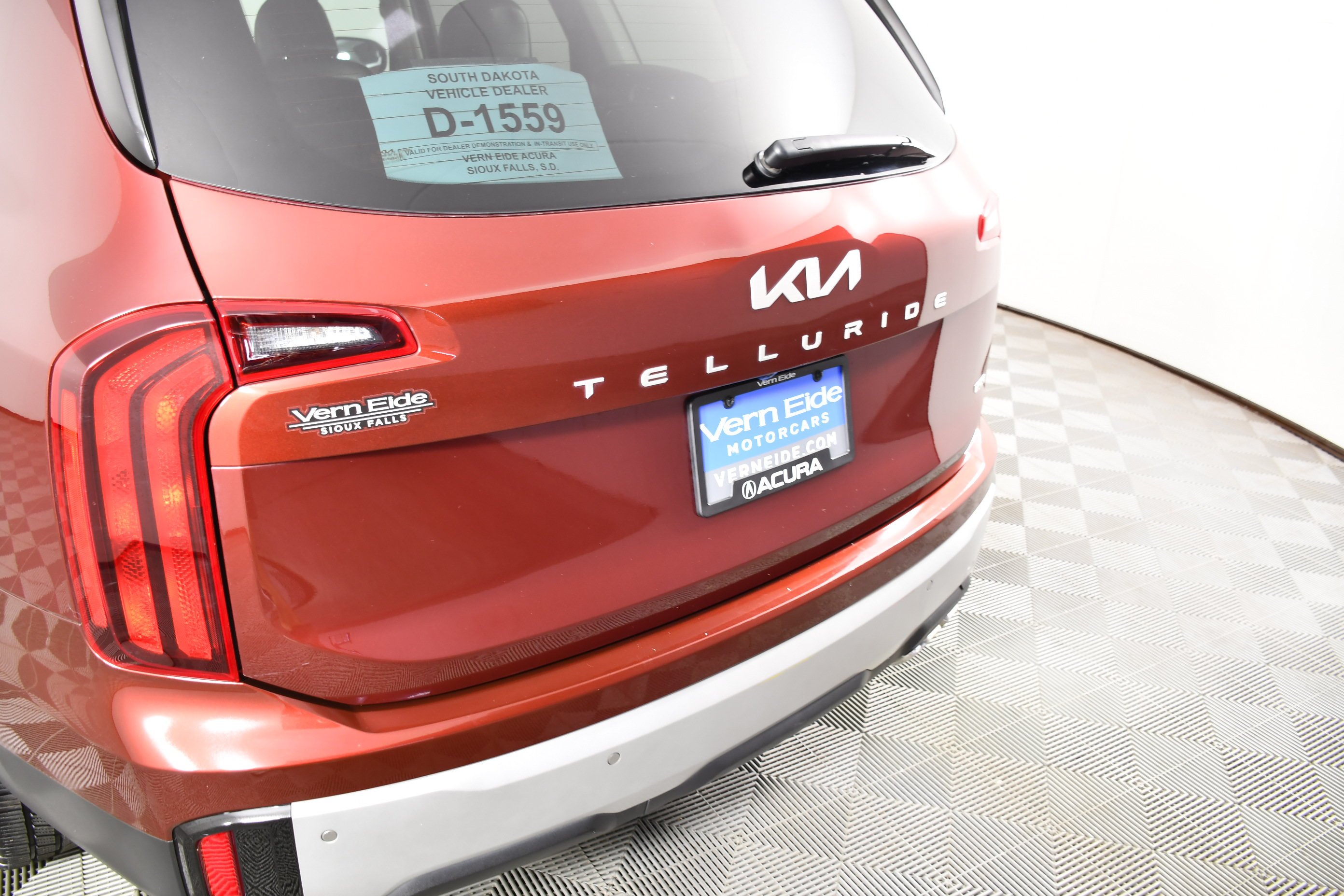 Used 2023 Dawning Red Kia S image 15