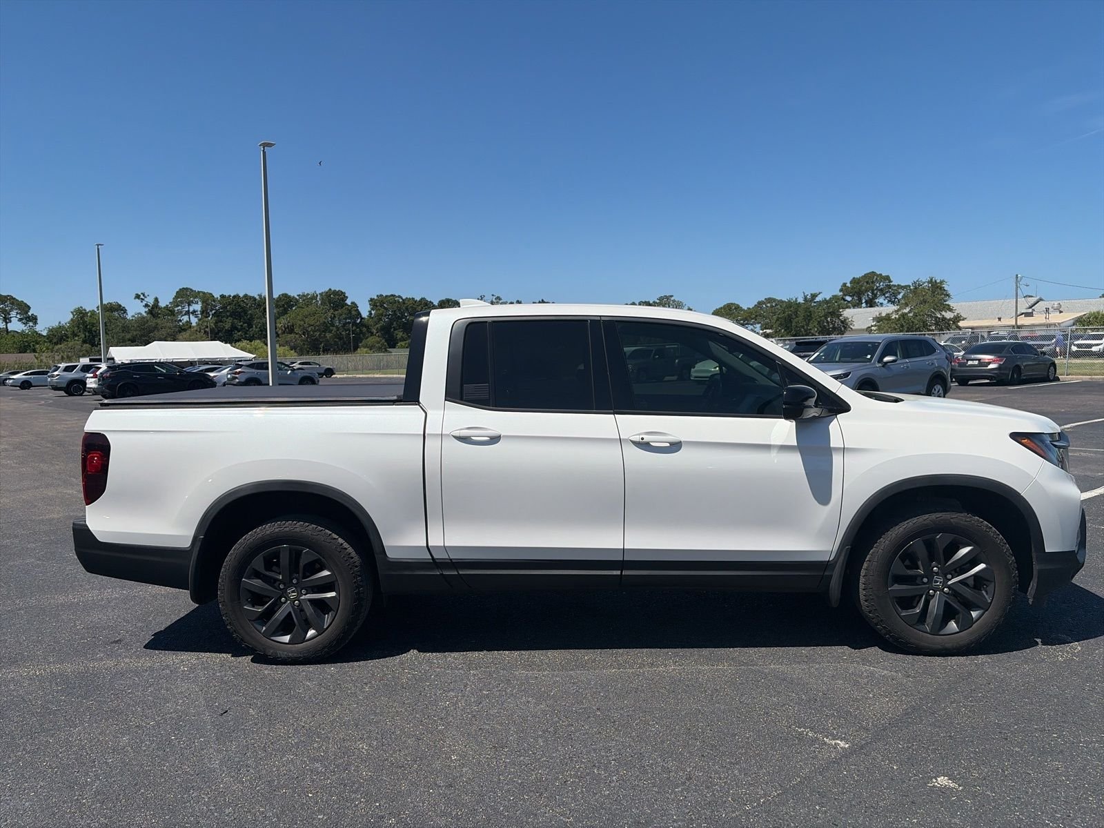 Used 2023  Honda Sport image 8