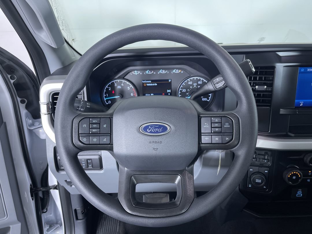 New 2026 Oxford White Ford XL image 16