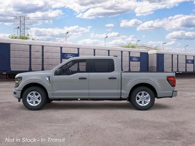 New 2026 White Ford XLT image 3