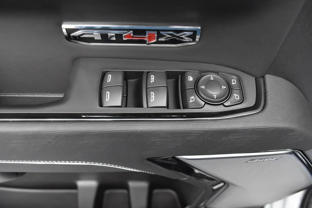 2026 GMC Sierra 1500 AT4X - Photo 21