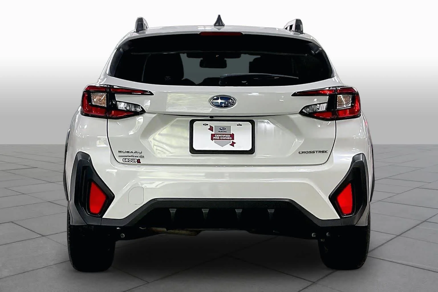 Used 2024 Crystal White Pearl Subaru Premium image 5