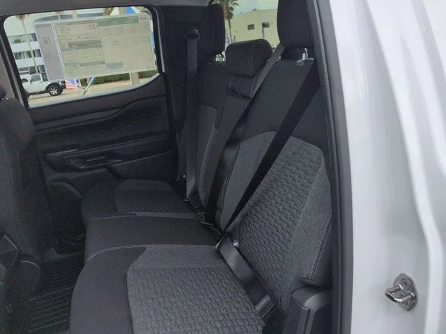 New 2026 Oxford White Ford XL image 14