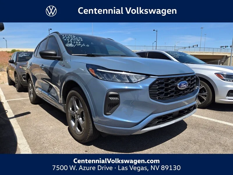 2024 Ford Escape ST-Line AWD's photo