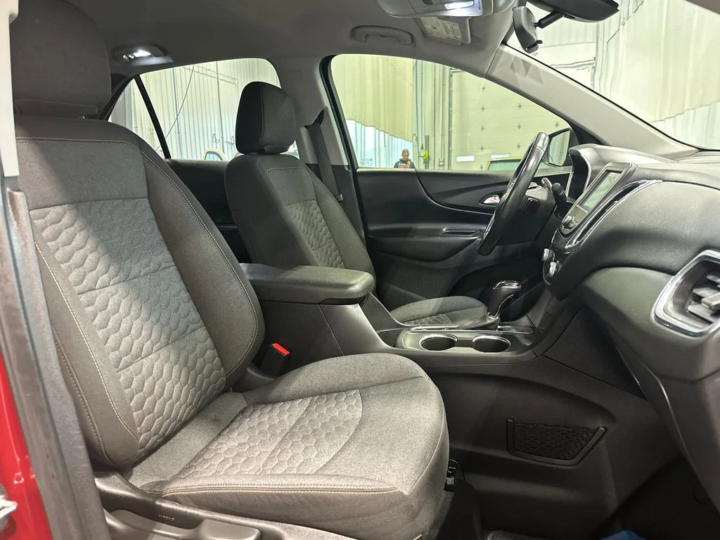 Used 2018 Red Chevrolet LT image 33
