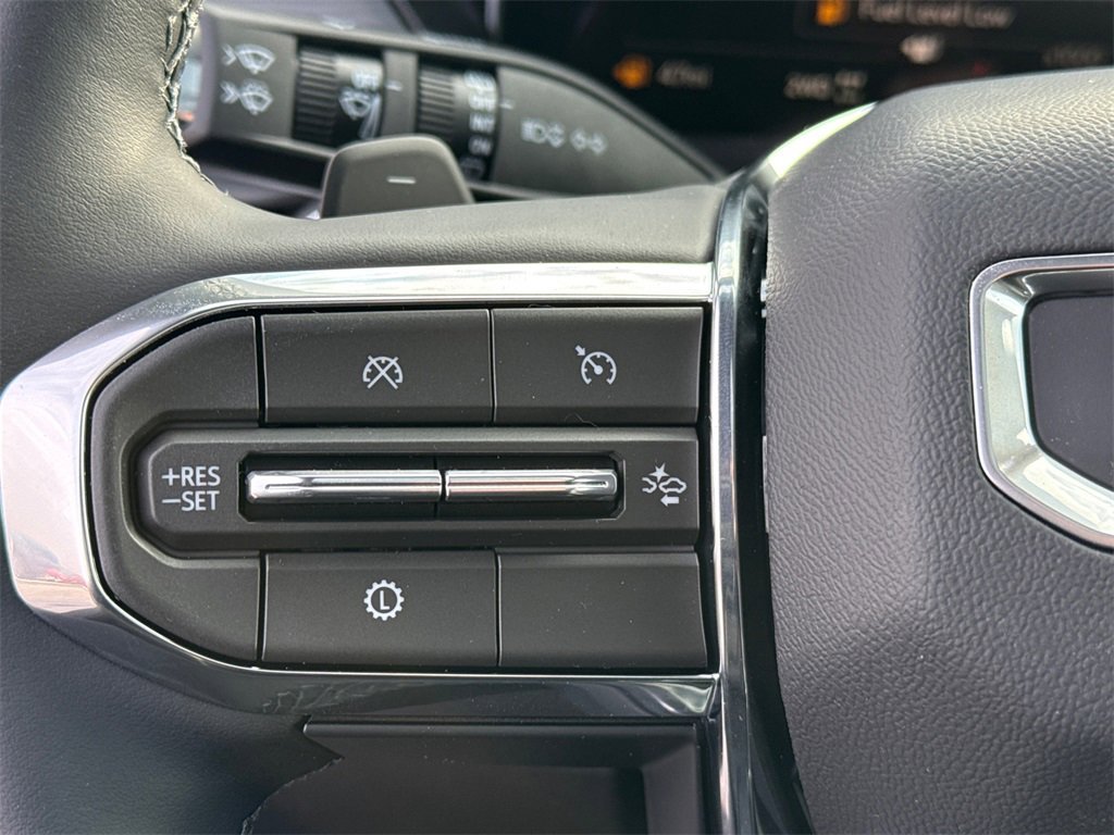 2026 GMC ACADIA - Image 19