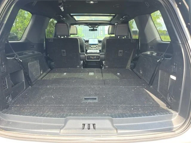 Used 2023 White Ford Limited image 18