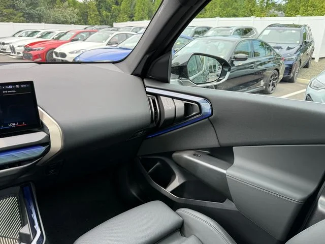 Used 2025 Black Sapphire Metallic BMW 30 xDrive image 17