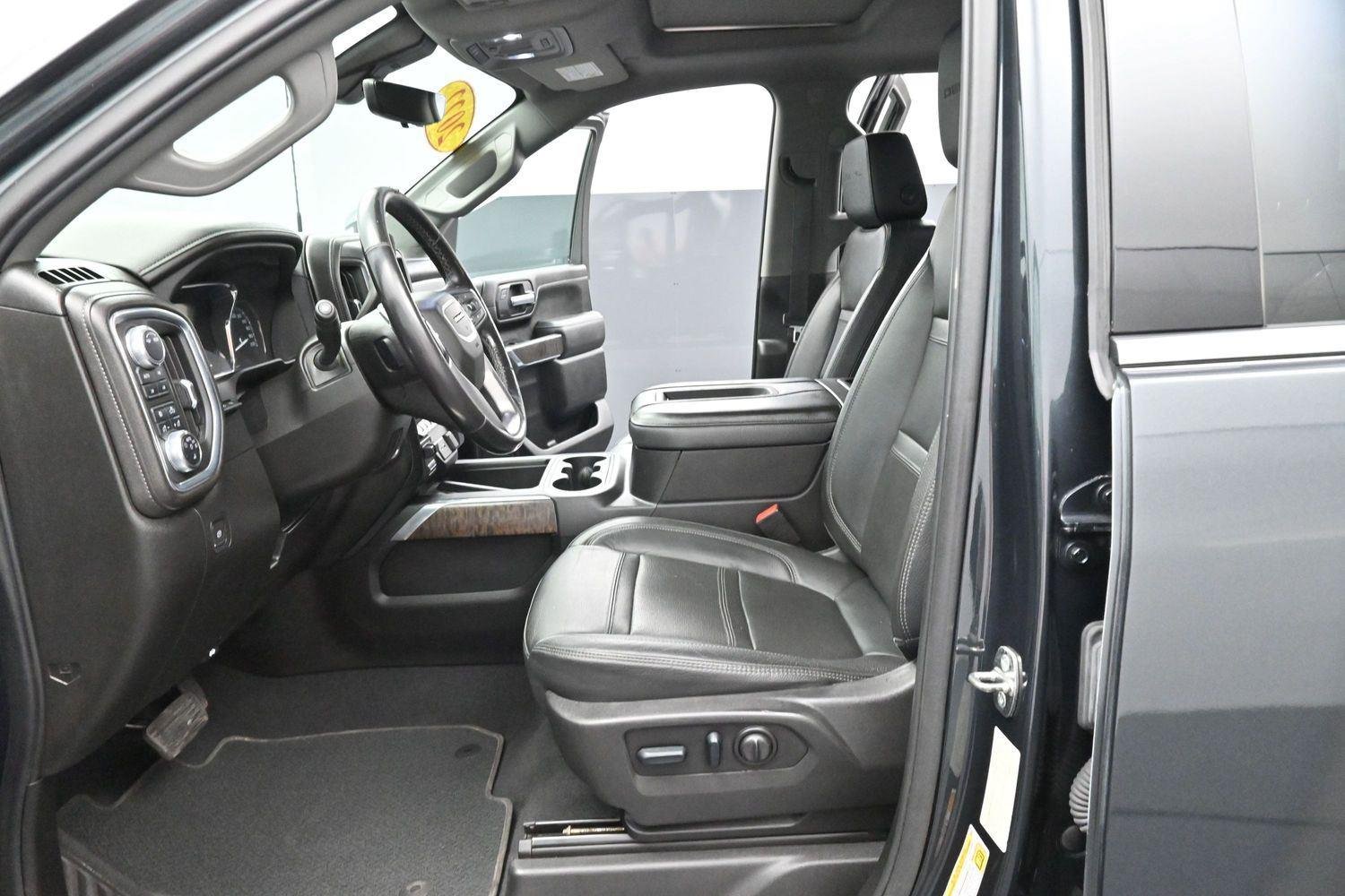 Used 2022 Hunter Metallic GMC Denali image 14