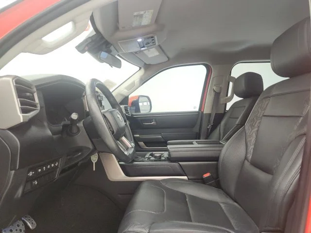 Used 2024  Toyota SR5 image 15