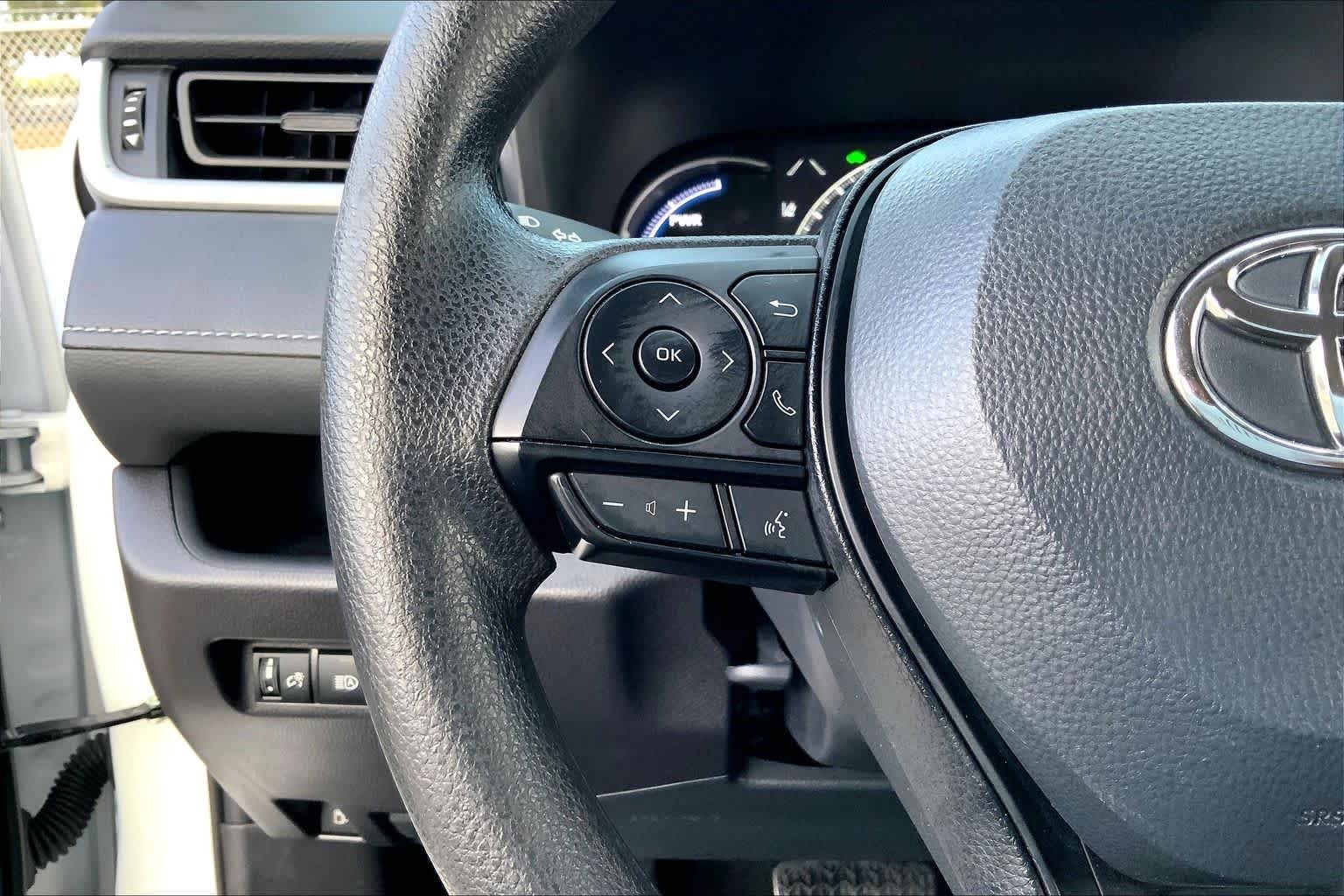 Certified Used 2025 Ice Cap Toyota Hybrid LE image 23