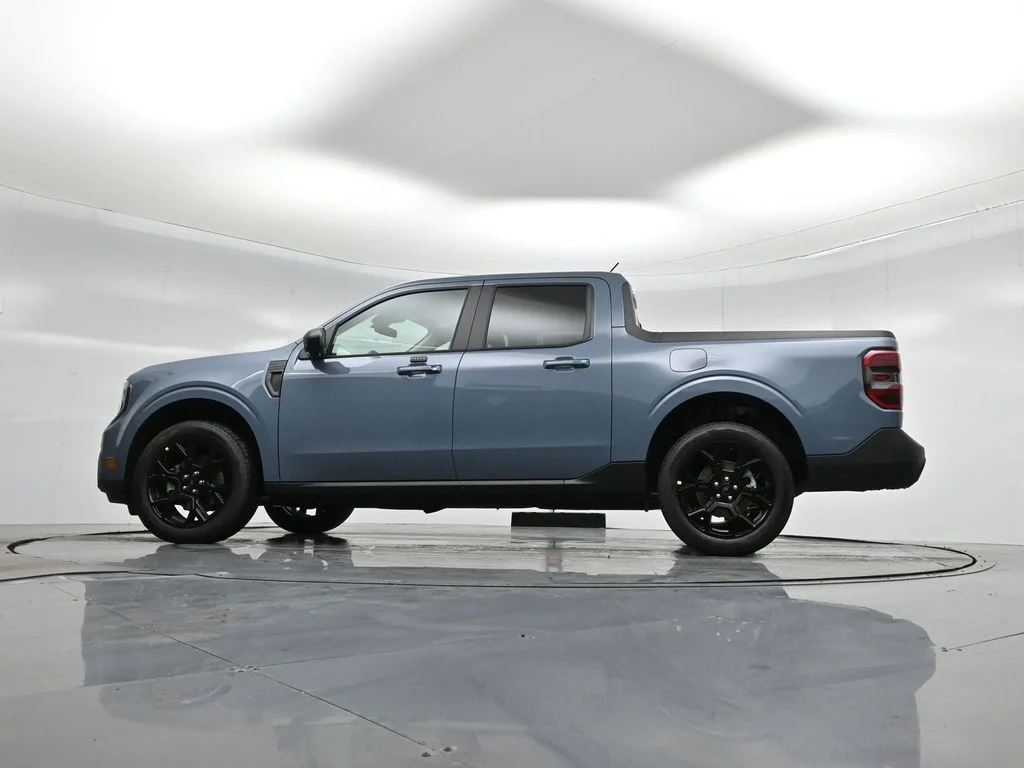 New 2026 Azure Gray Metallic Tri-Coat Ford Lariat image 52