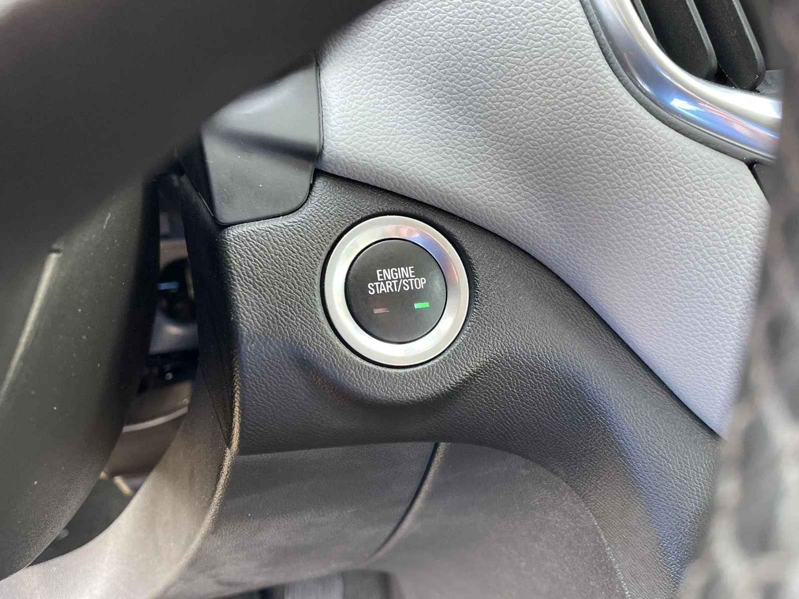 Used 2024 Lakeshore Blue Metallic Chevrolet LT image 19