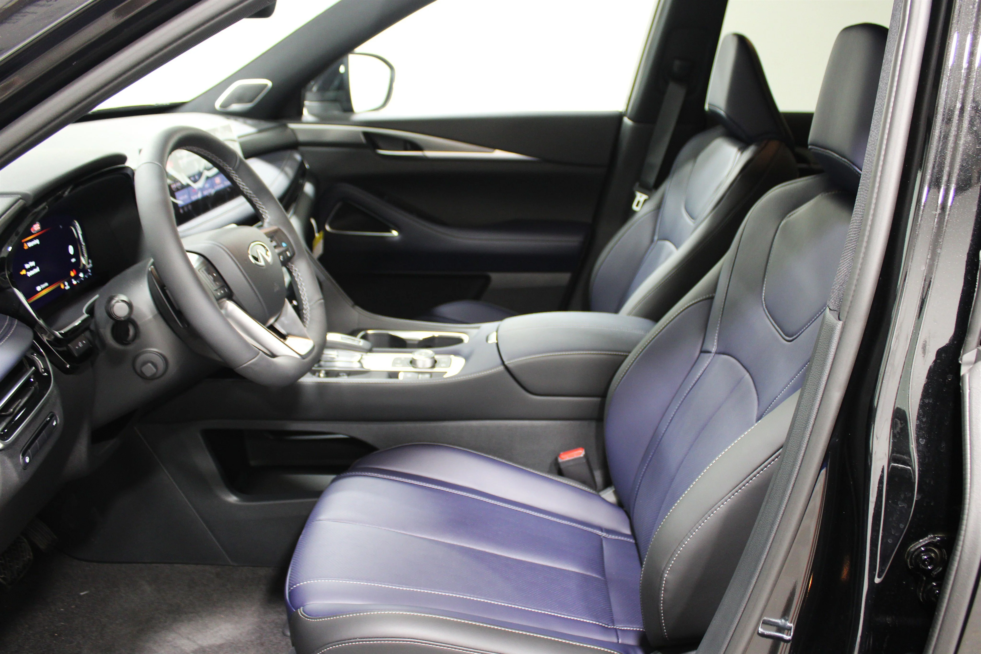 New 2027 MINERAL BLACK INFINITI Sport AWD image 3