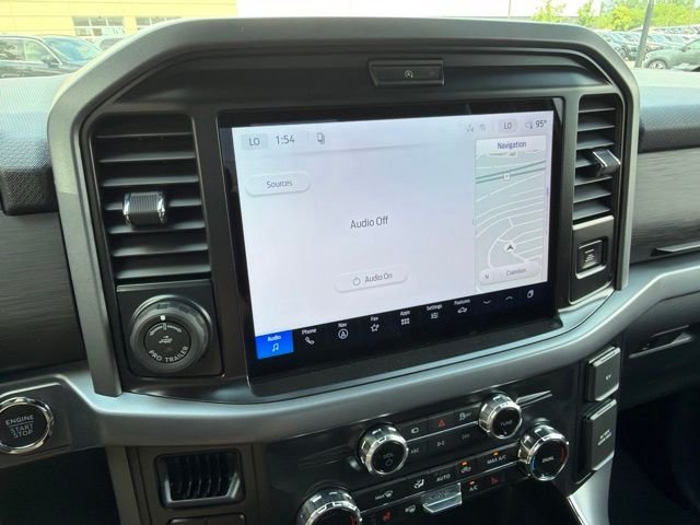 New 2026 Agate Black Metallic Ford XLT image 17