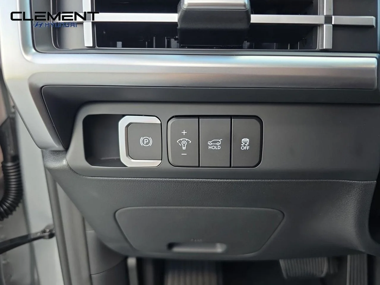 2026 Hyundai Santa Fe SE - Photo 12