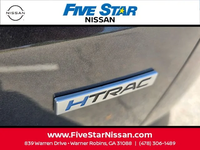 Used 2023 Black Hyundai SE image 12