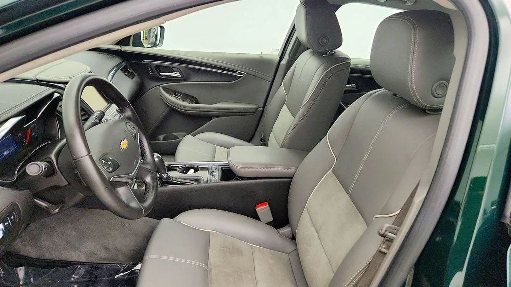 Used 2015 Rainforest Green Metallic Chevrolet 4dr Sedan LT w/2LT image 13