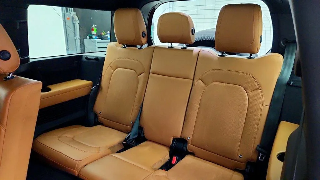 2023 Land Rover Defender SE - Photo 23