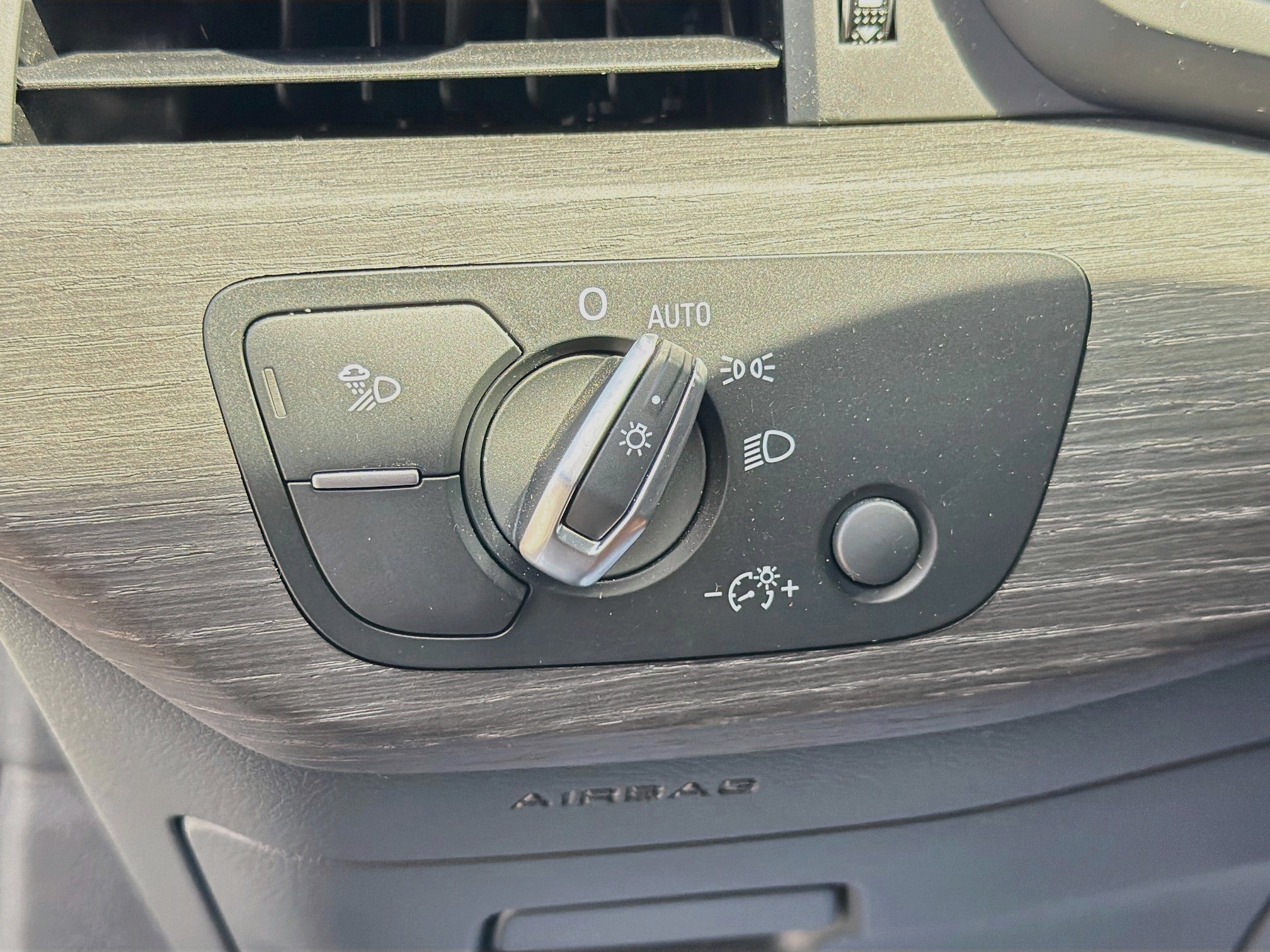 Used 2024 Glacier White Metallic Audi S line Premium image 34