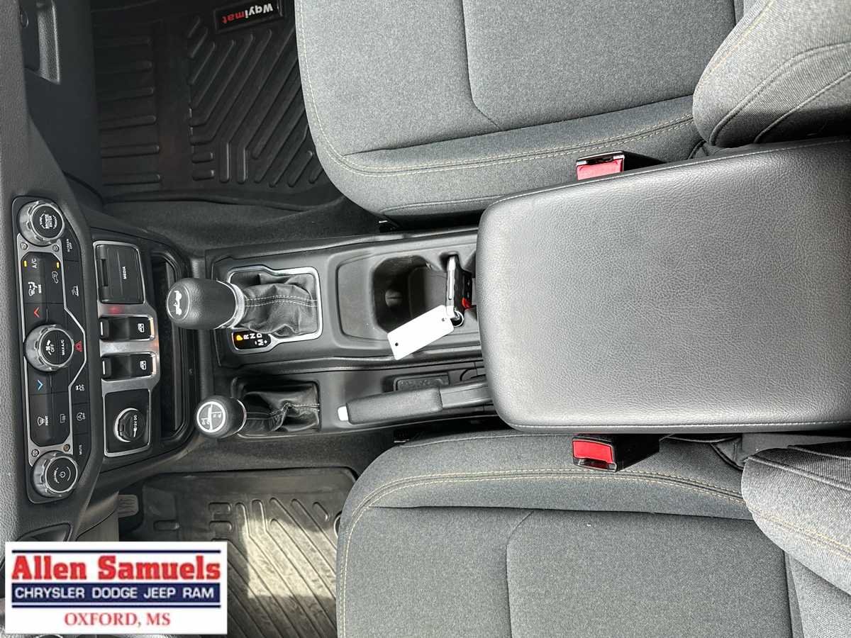 Certified Used 2025 Bright White Clearcoat Jeep Sport image 28