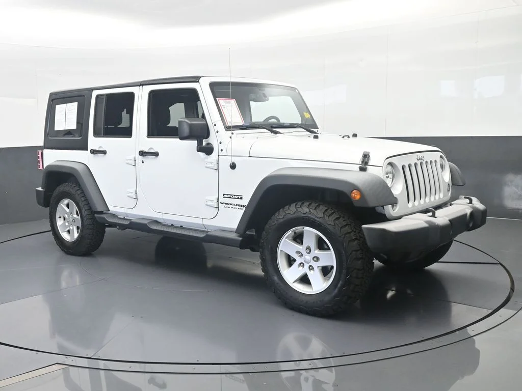 Used 2018 Bright White Clearcoat Jeep Unlimited Sport image 7