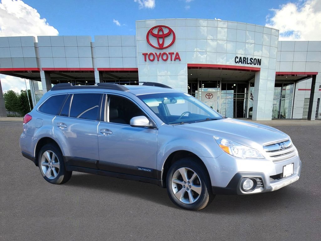 Used 2014 Subaru Outback 2.5i Limited with VIN 4S4BRBLCXE3320783 for sale in Minneapolis, Minnesota
