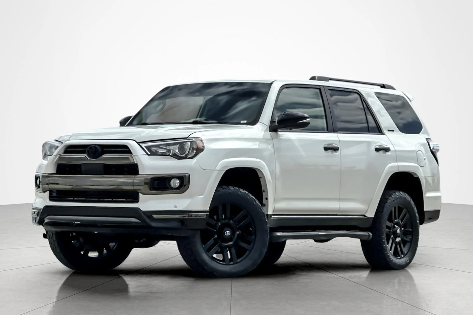 2020 Toyota 4Runner Night Shade 4WD V6's photo