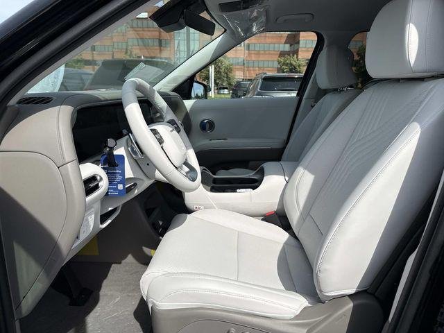 New 2026 Black Hyundai SEL 7P image 13