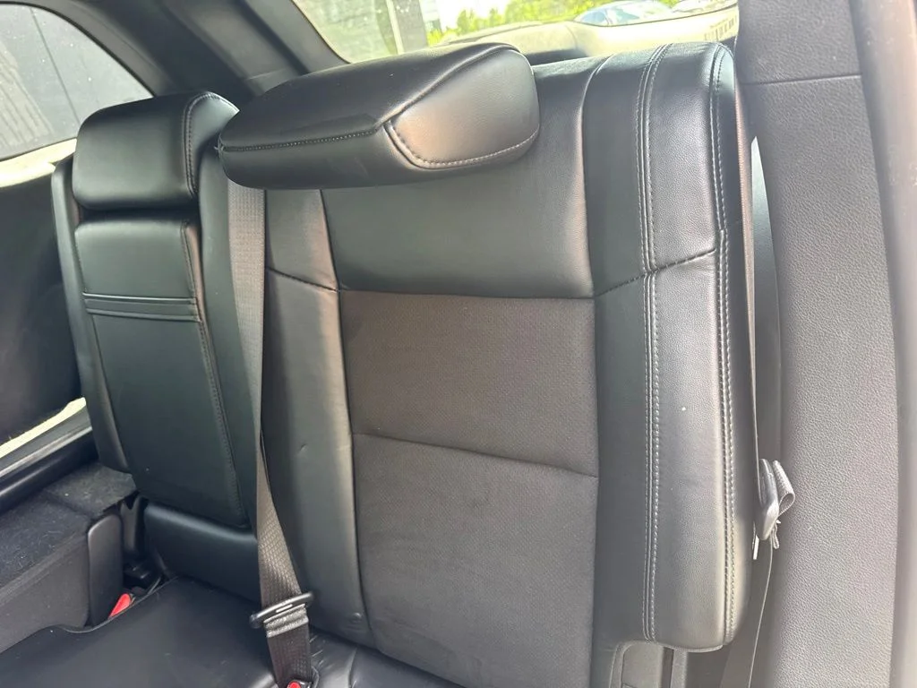Used 2020 Gray Jeep Altitude image 12