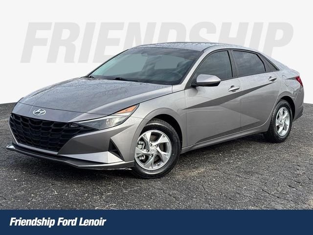 2023 Hyundai Elantra SE