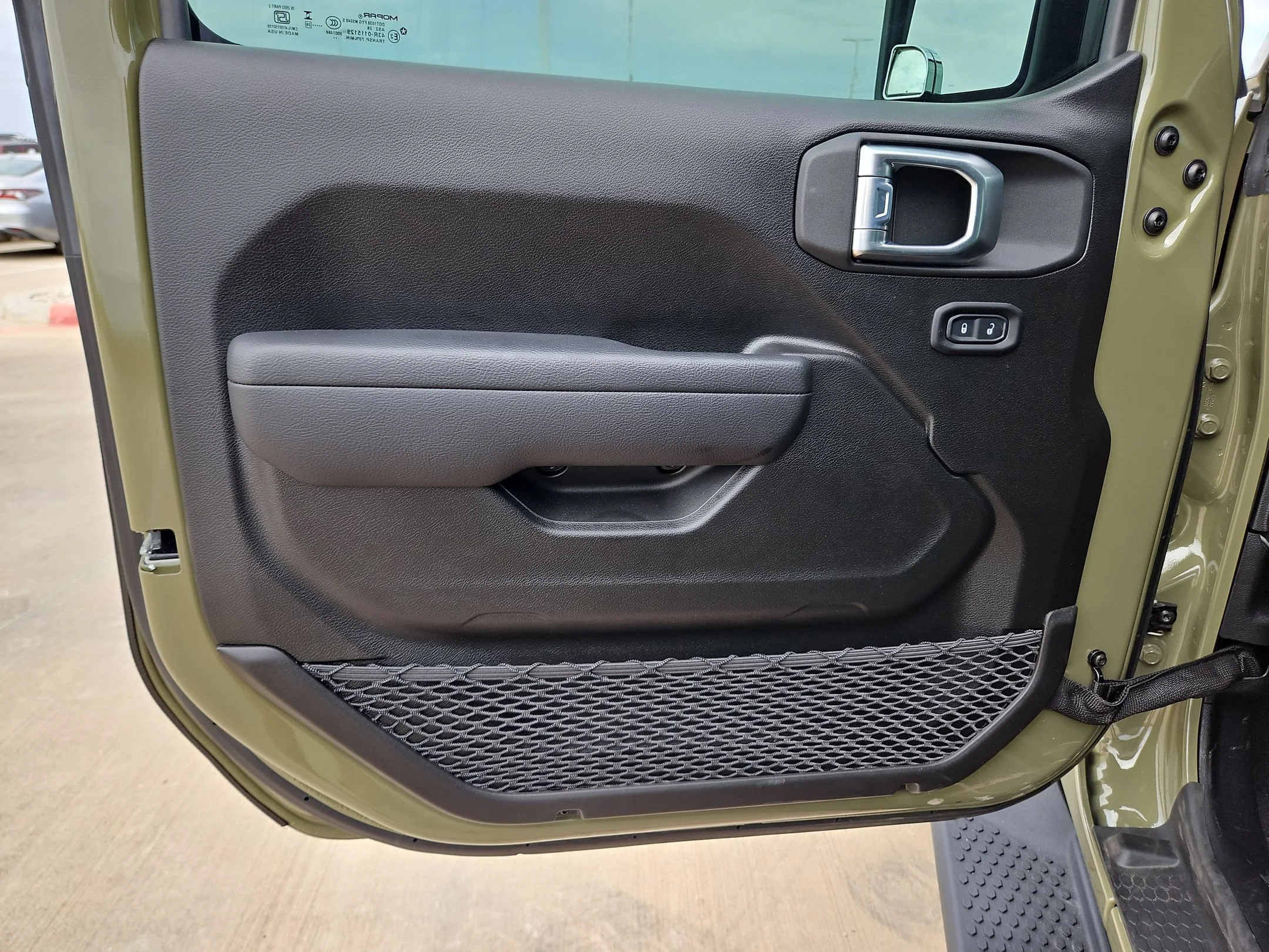 Used 2026 Green Jeep Sport image 11