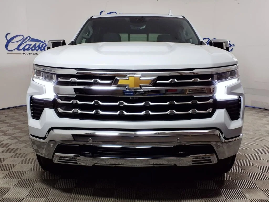 New 2026 Polar White Tricoat Chevrolet LTZ image 7