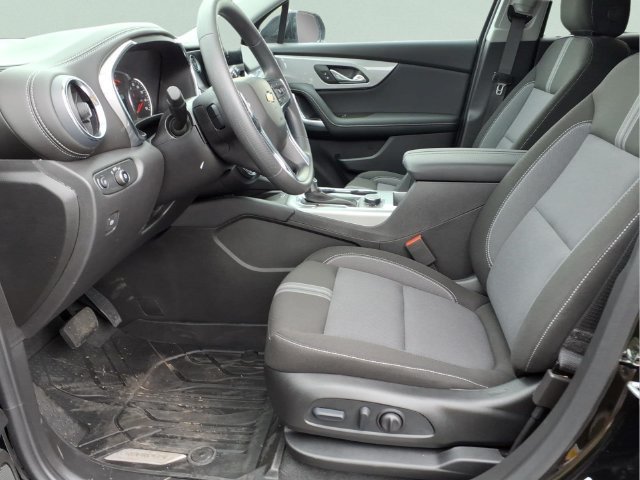 New 2026 Black Chevrolet 2LT image 16