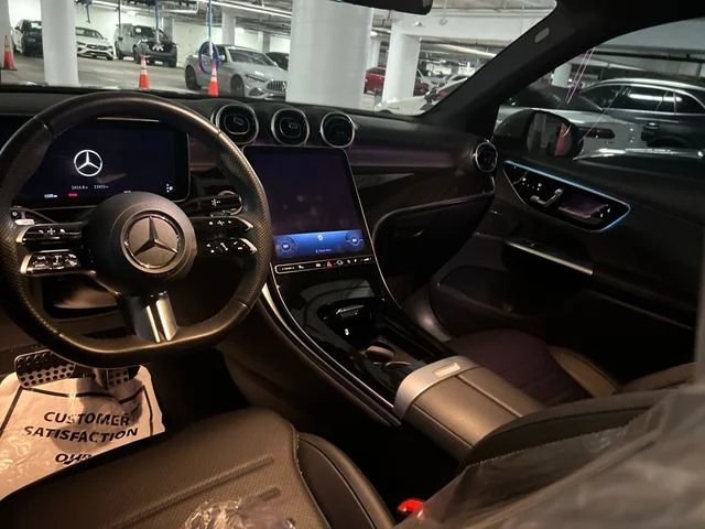 Used 2023 White Mercedes-Benz GLC 300 image 10