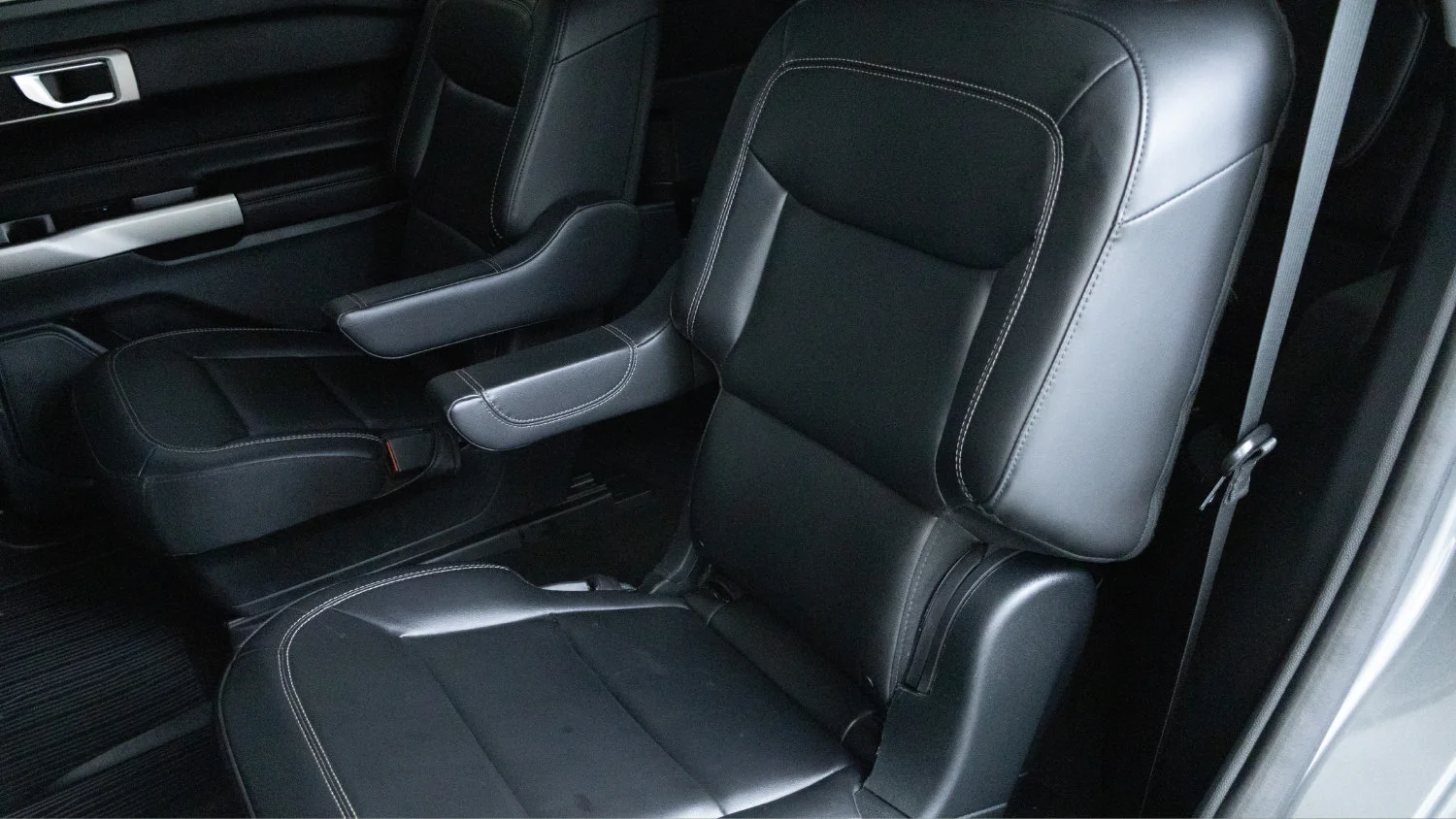 Certified Used 2023 Gray Ford XLT image 26