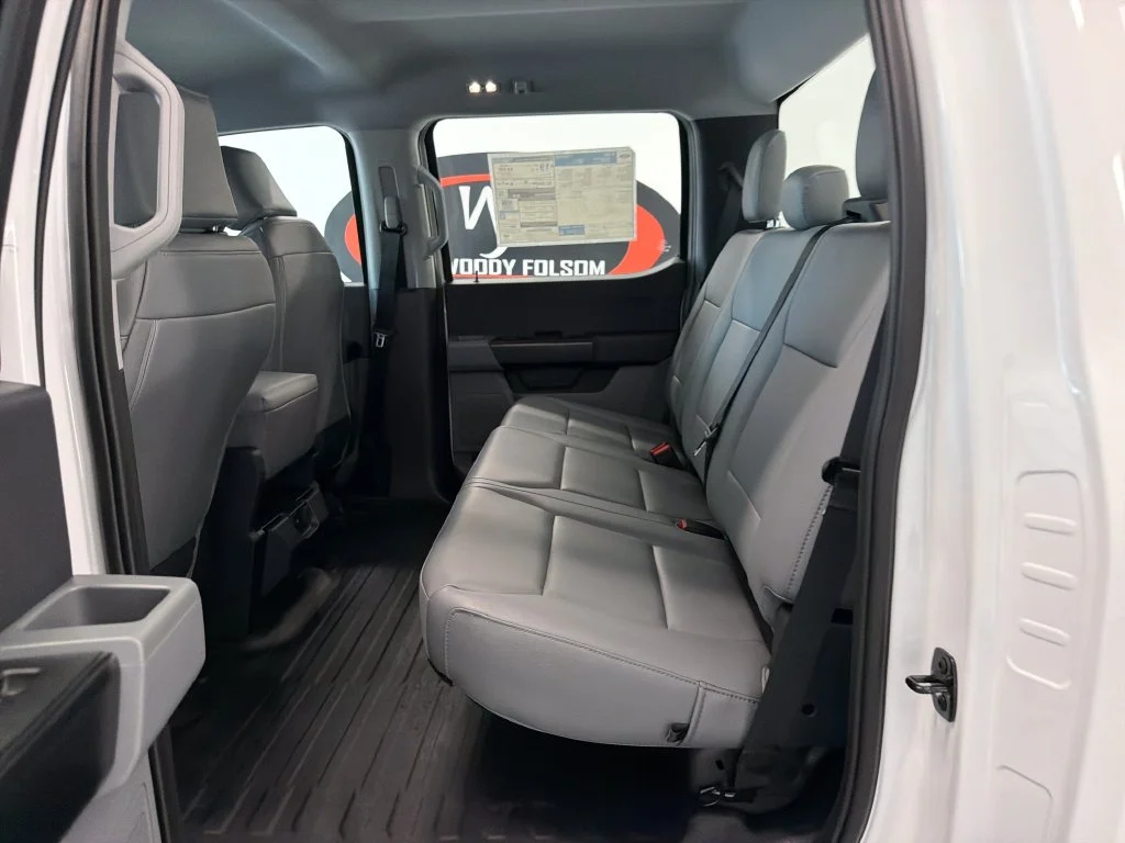 New 2026 Oxford White Ford XL image 12