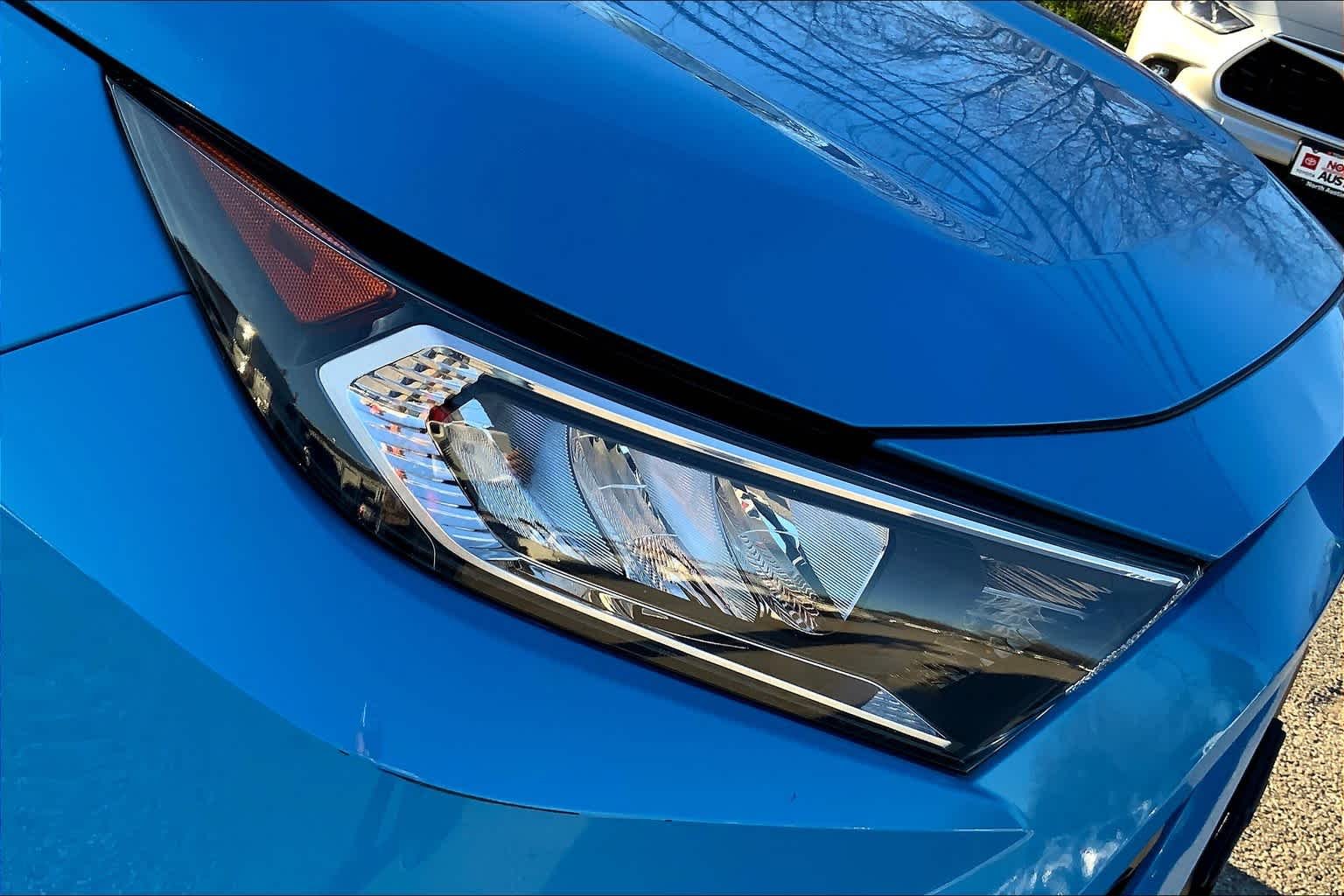 Used 2021 Blue Flame Toyota XLE image 27