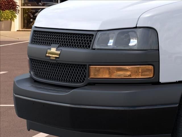 2025 Chevrolet Express Cargo Work Van - Photo 13