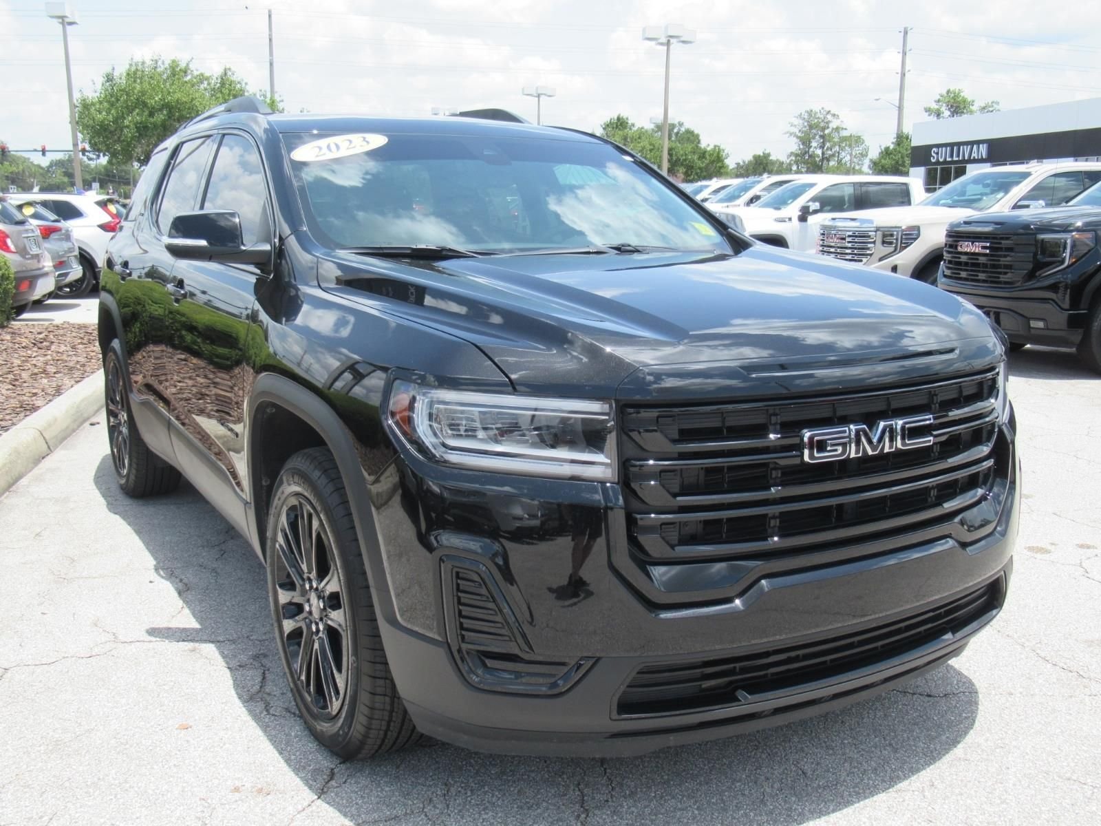 Used 2023 Black GMC SLE image 2