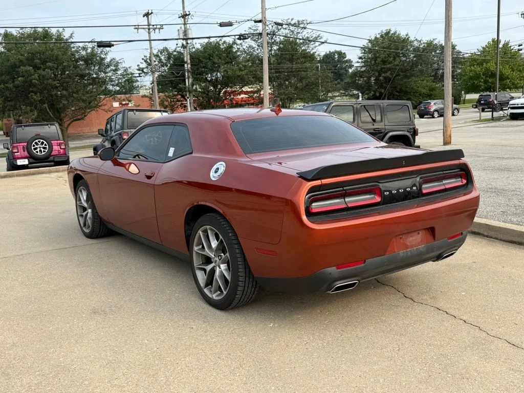 Used 2023 Orange Dodge SXT image 8