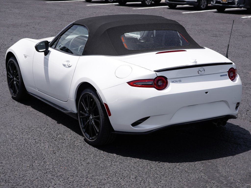 New 2026 Snowflake White Pearl Mazda Club image 13