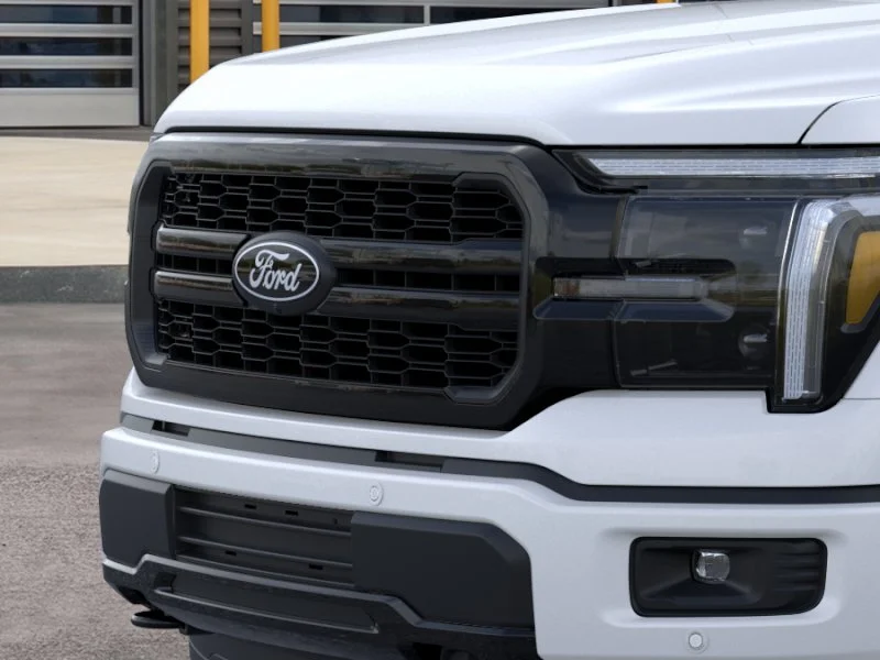 New 2026 Star White Metallic Tri-Coat Ford Lariat® image 53