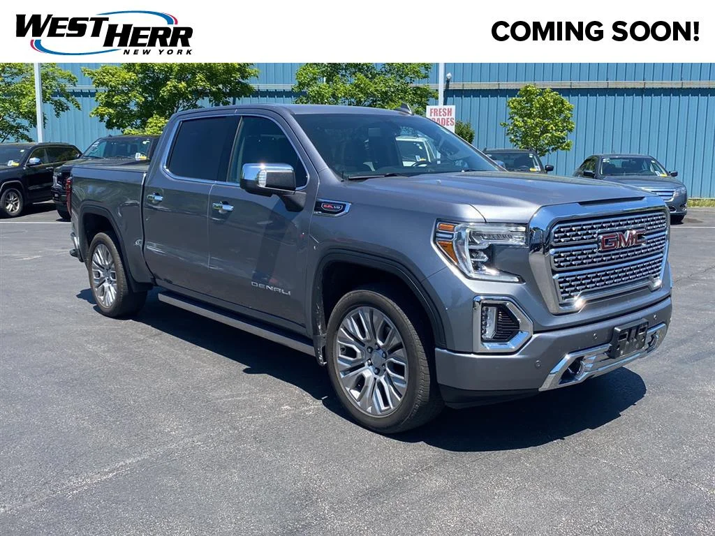 2022 GMC Sierra 4WD Crew Cab Short Box Denali's photo