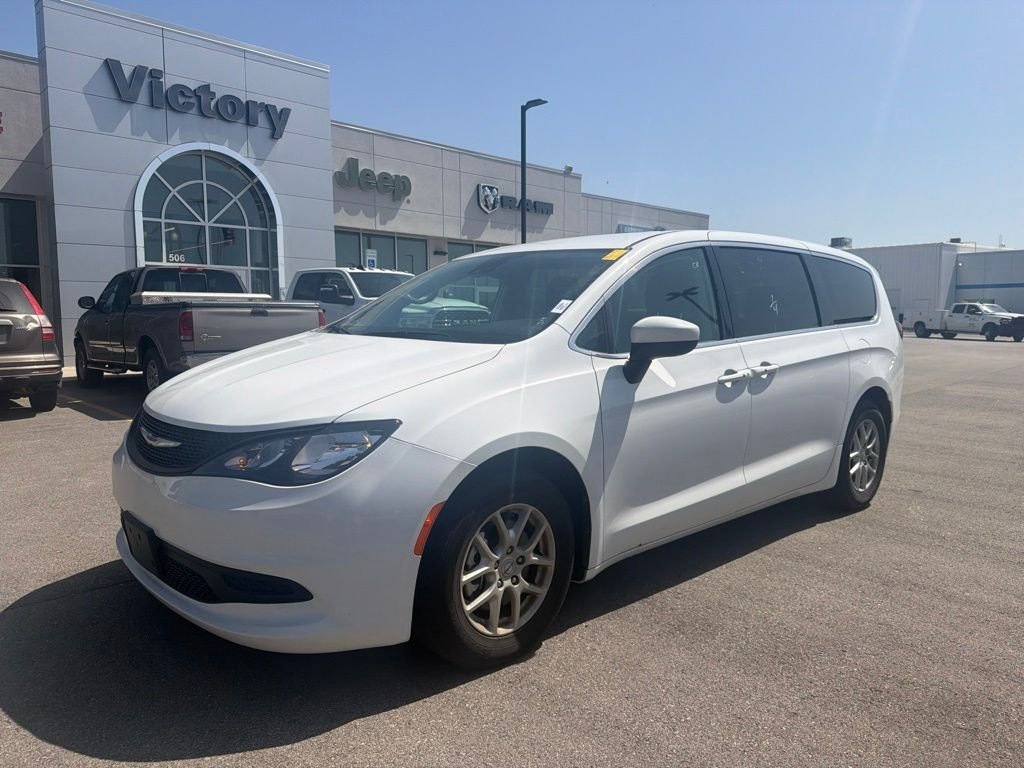 Used 2023 White Chrysler LX image 1